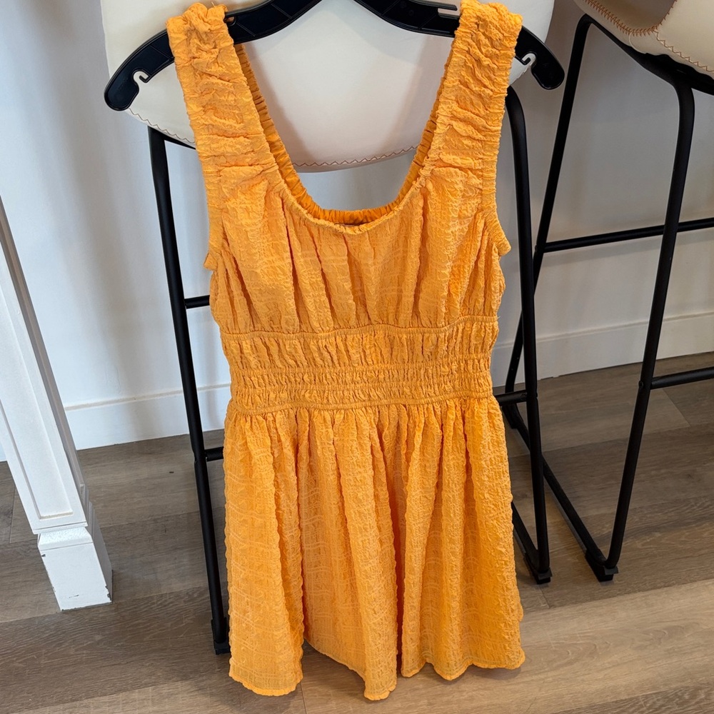 Gilli Bright Orange Crinkle Dress